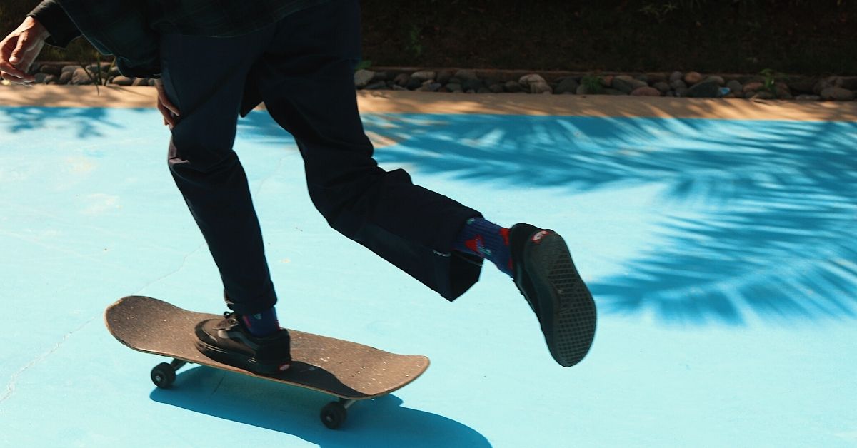7 Reasons Your Skateboard Is Slow + How To Fix Them